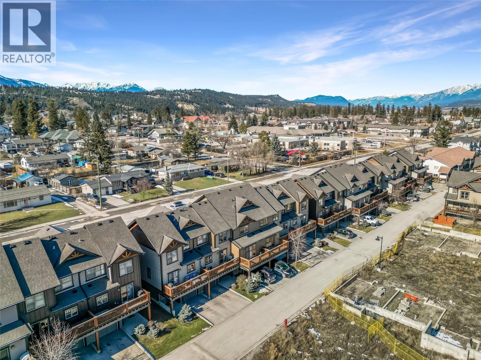 1000 9TH Street Unit# 10, Invermere
