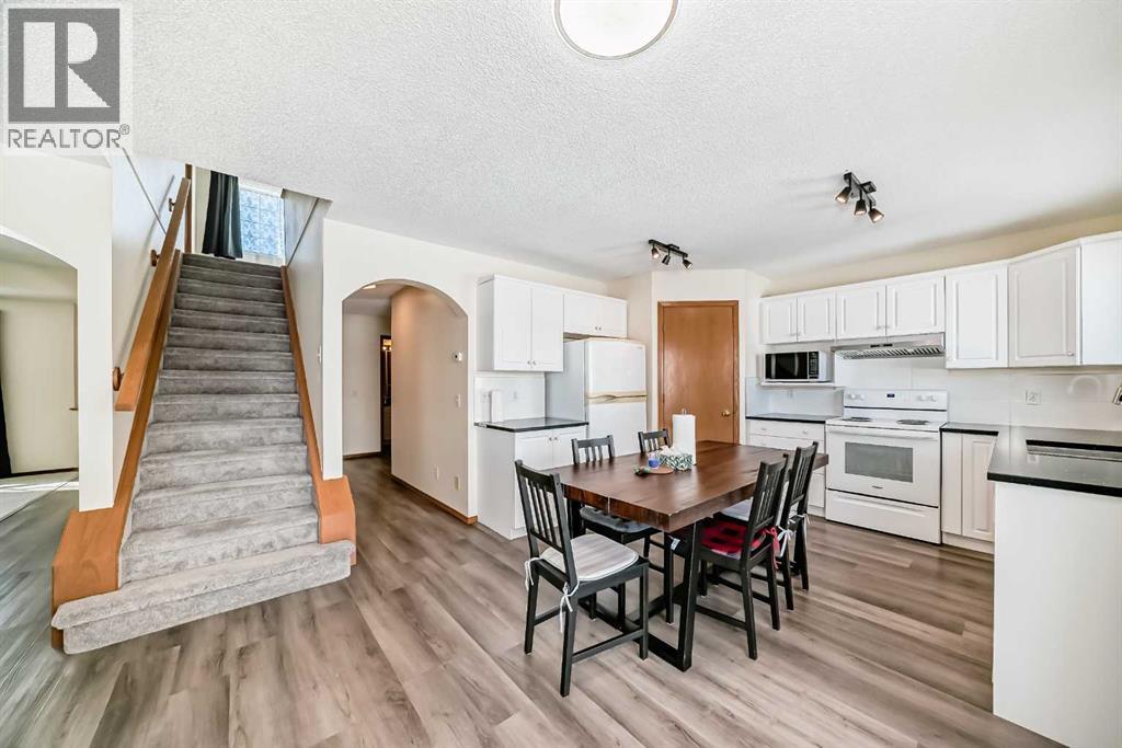 Single Family House for Sale in  Citadel Crest Circle NW Citadel Calgary 