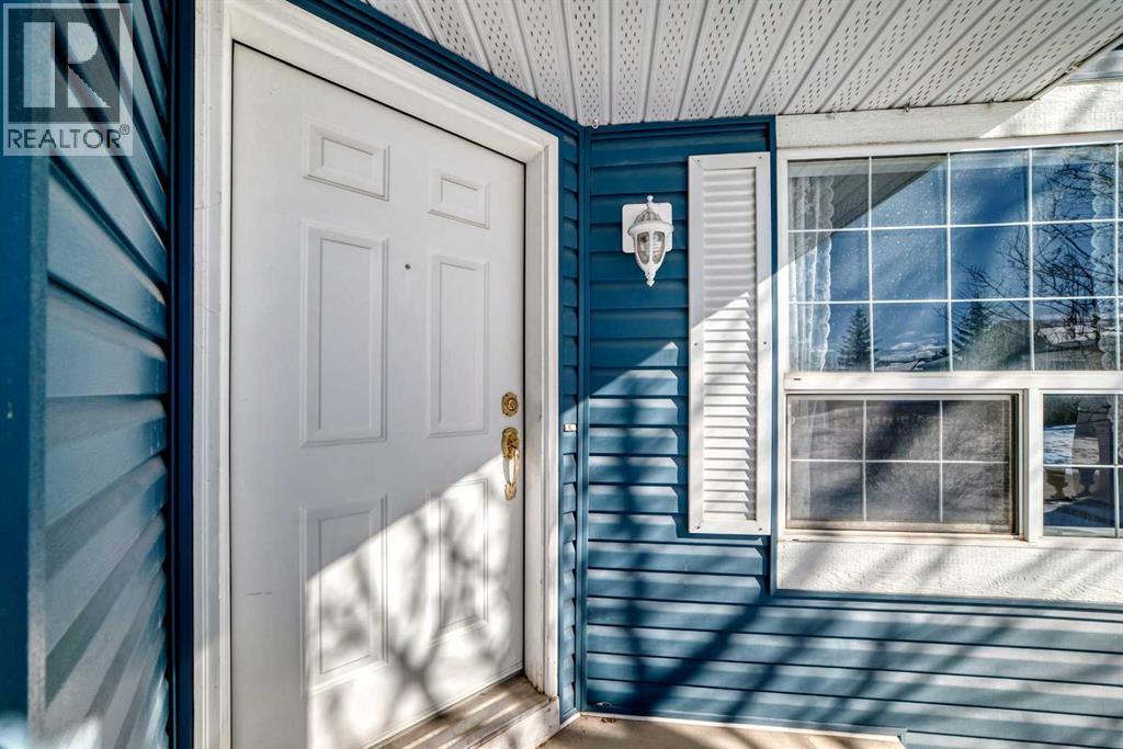 Single Family House for Sale in  Citadel Crest Circle NW Citadel Calgary 