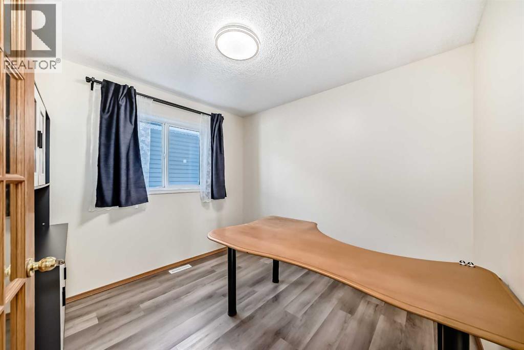 Single Family House for Sale in  Citadel Crest Circle NW Citadel Calgary 