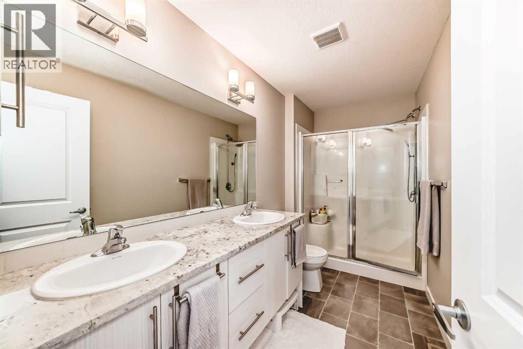 Single Family House 5 Level for Sale in  Sage Hill Grove NW Sage Hill Calgary 