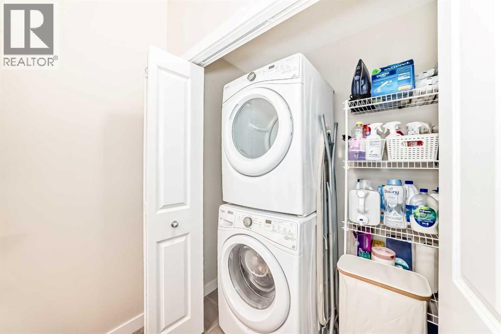 Single Family House 5 Level for Sale in  Sage Hill Grove NW Sage Hill Calgary 