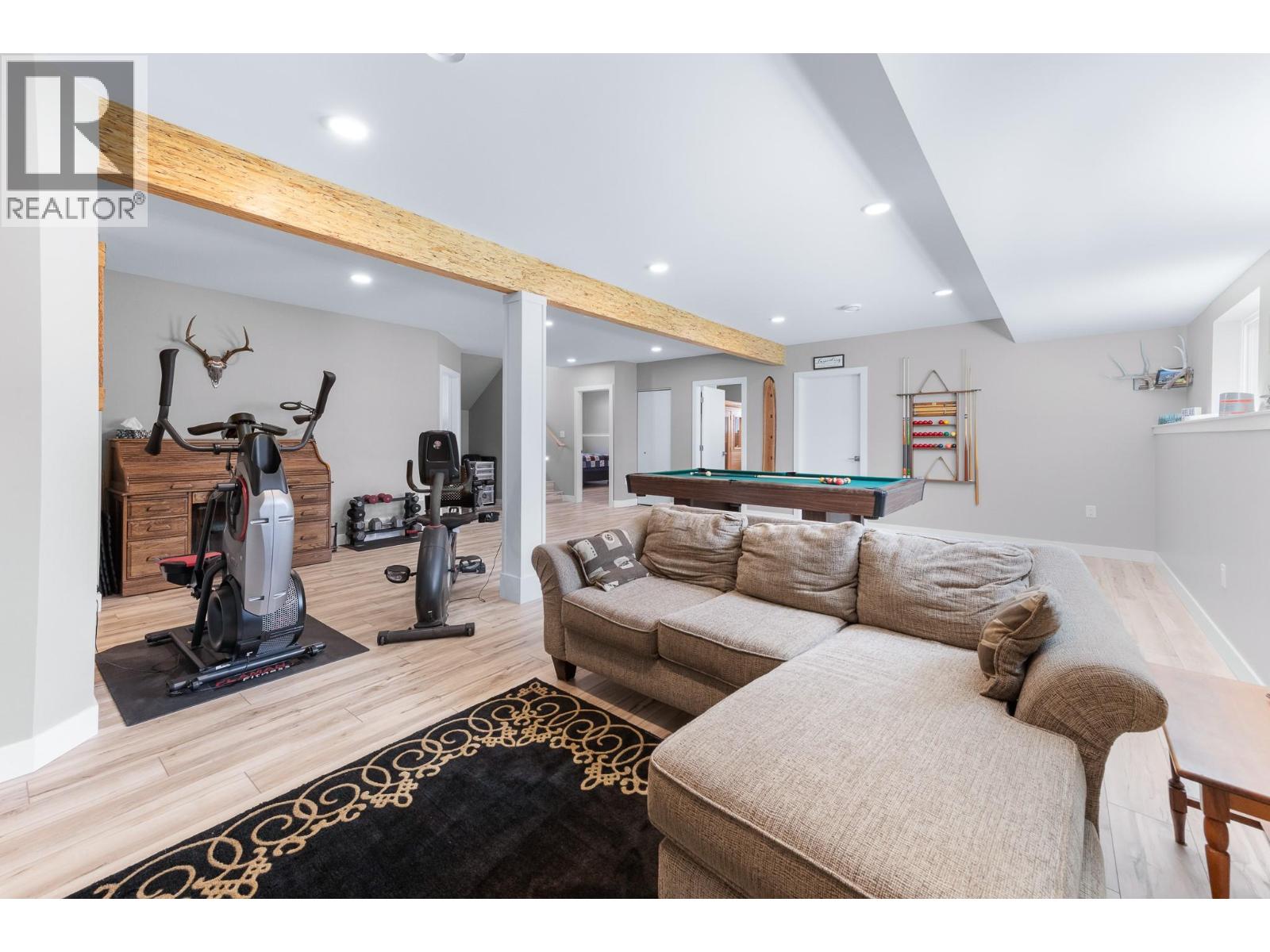  617 2ND Avenue, Keremeos