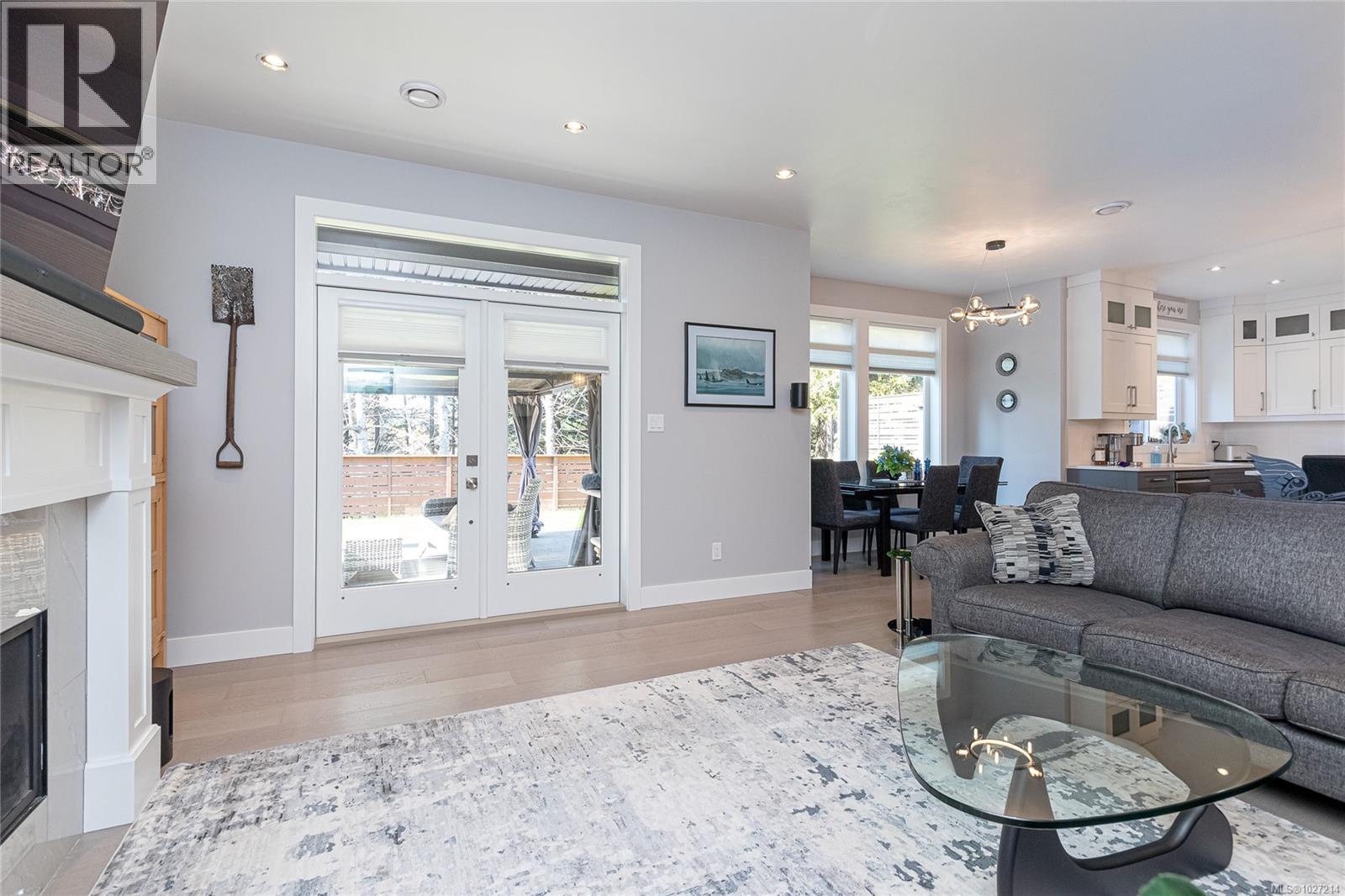 2117 TRIANGLE TRAIL - 13