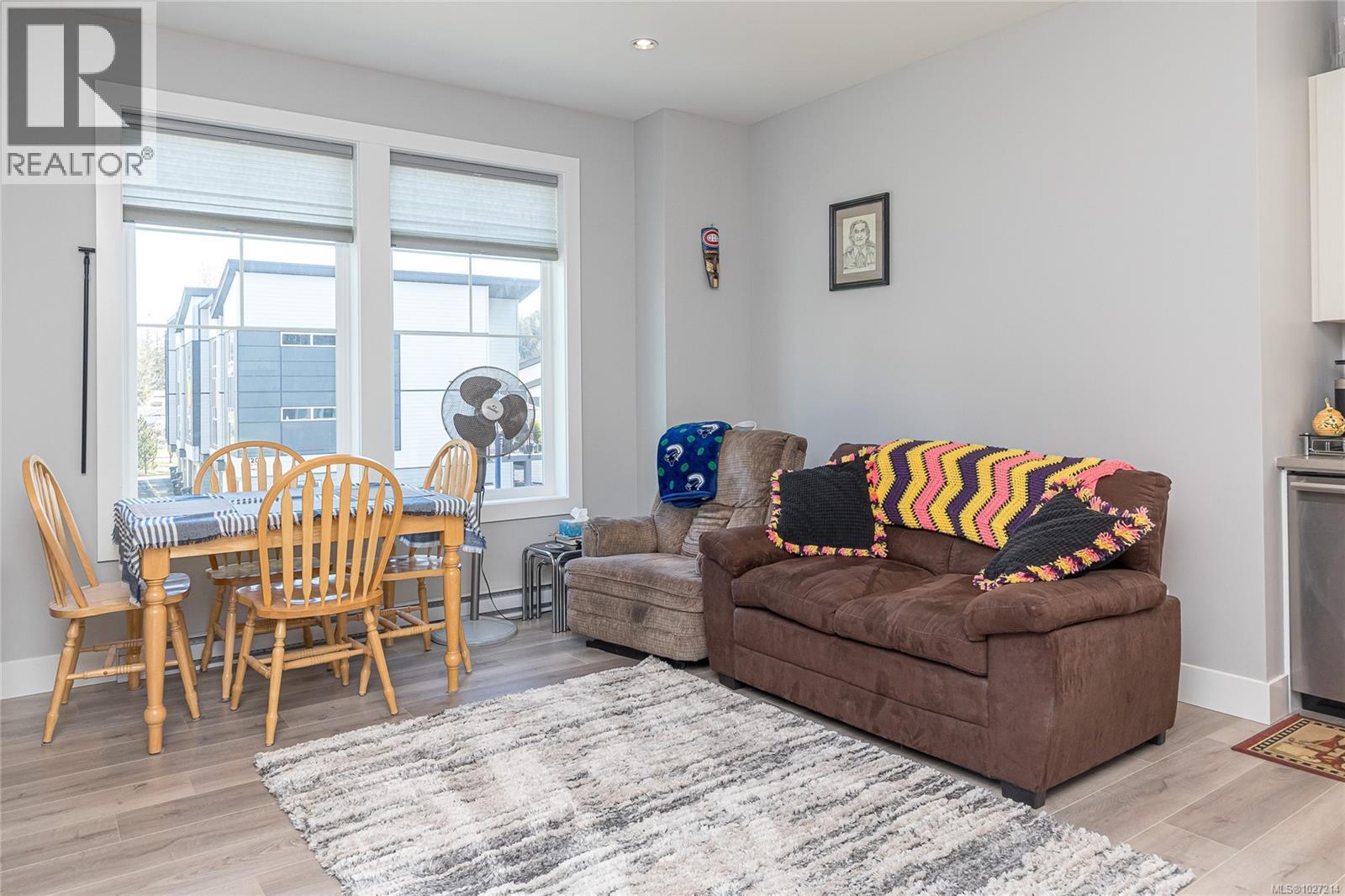 2117 TRIANGLE TRAIL - 37