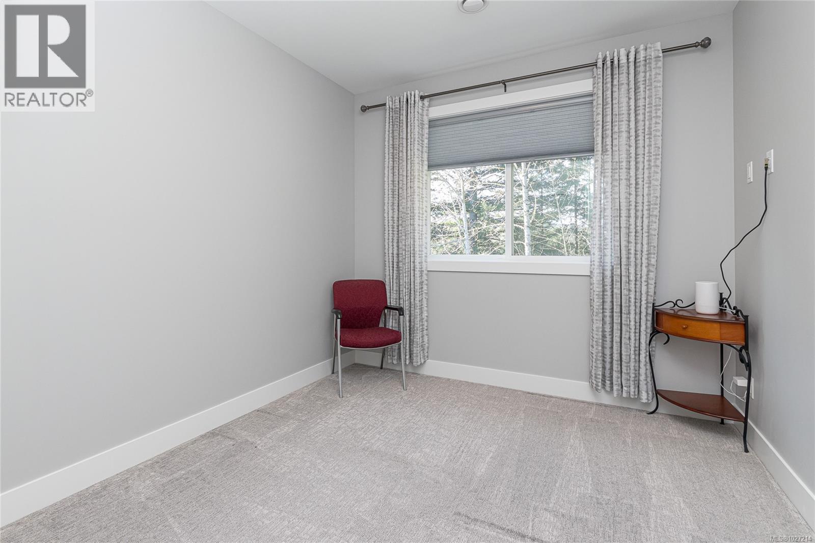 2117 TRIANGLE TRAIL - 35