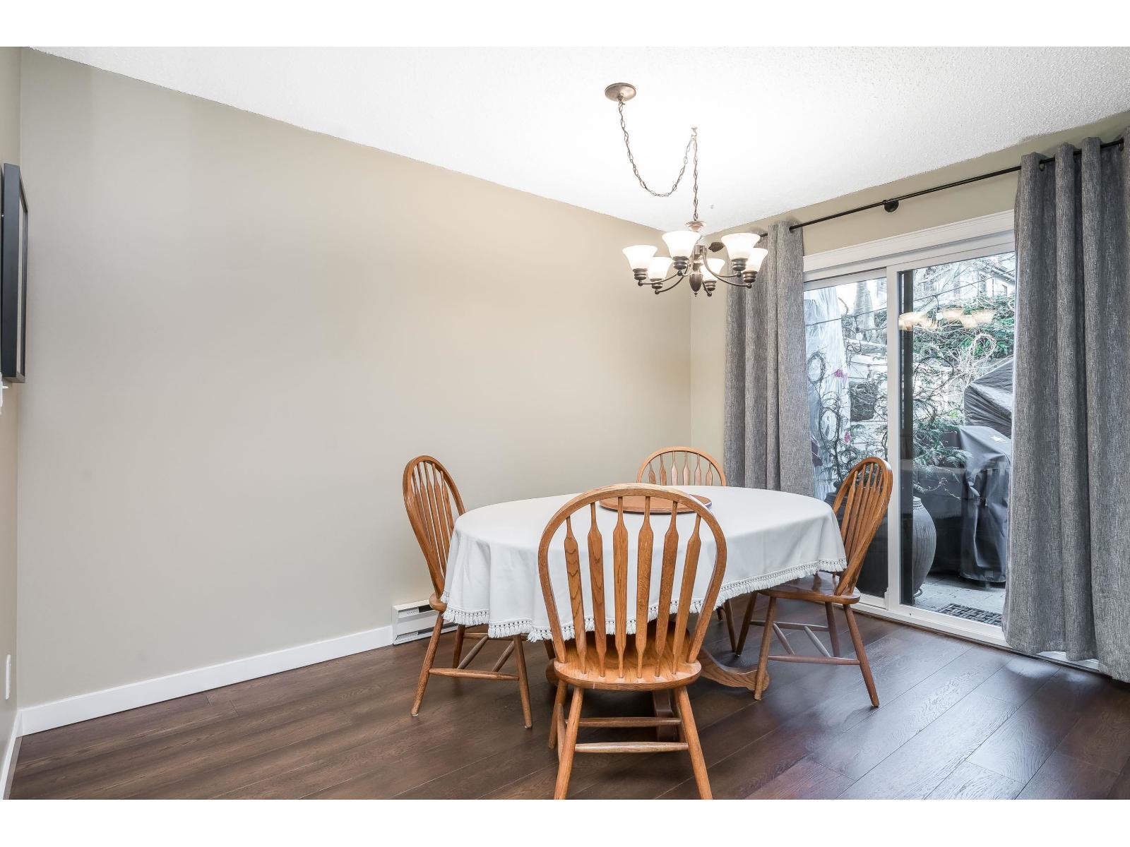 9 6712 BAKER ROAD, Delta