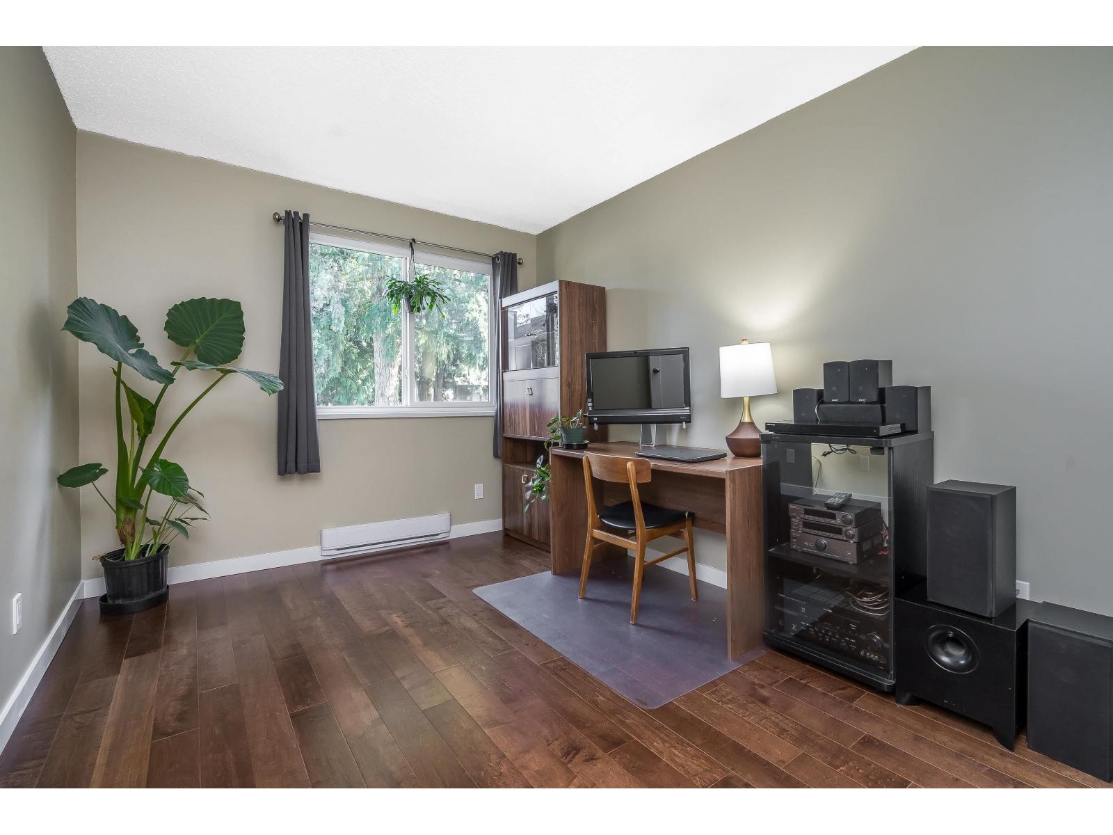 9 6712 BAKER ROAD, Delta