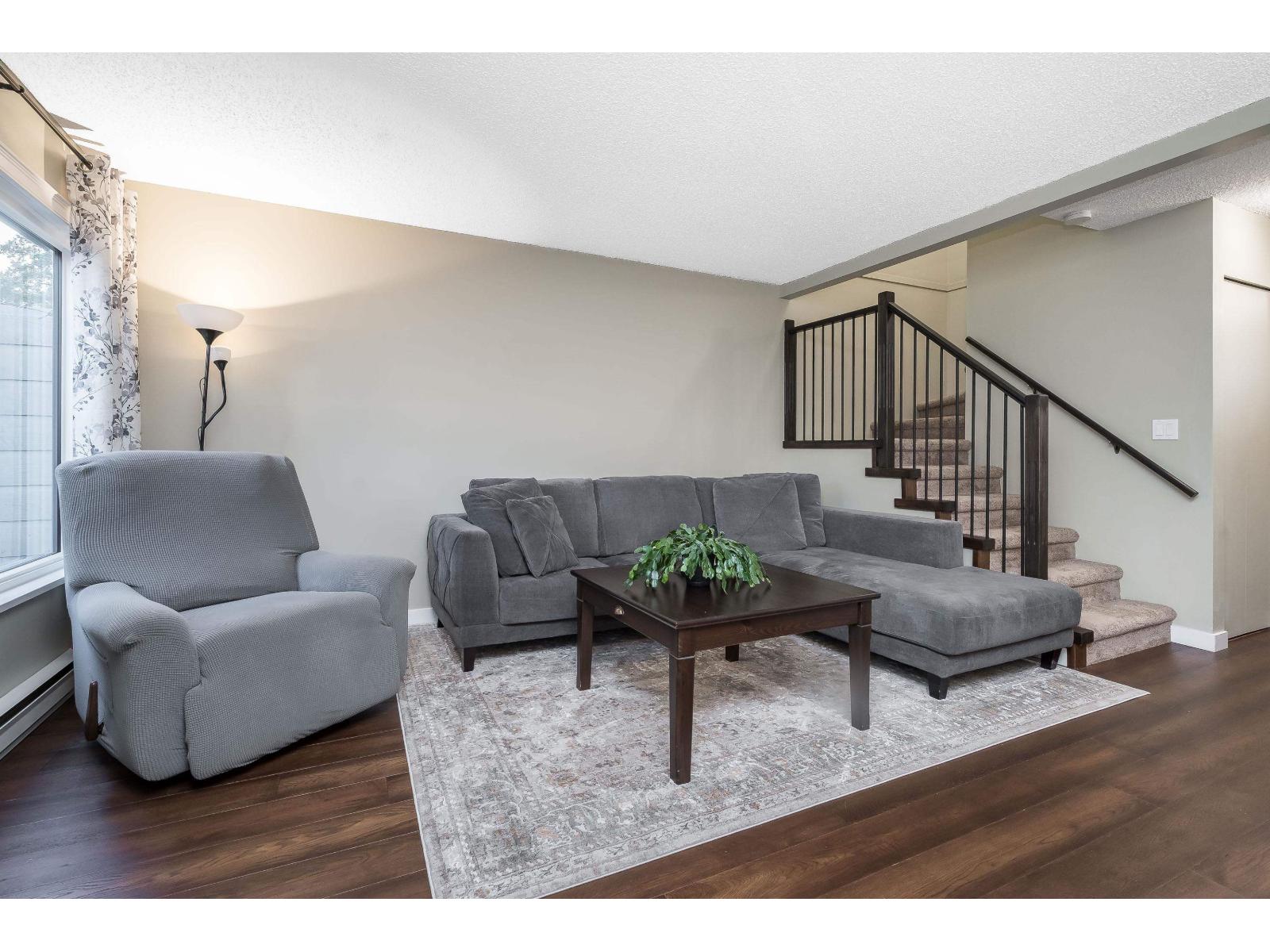 9 6712 BAKER ROAD, Delta