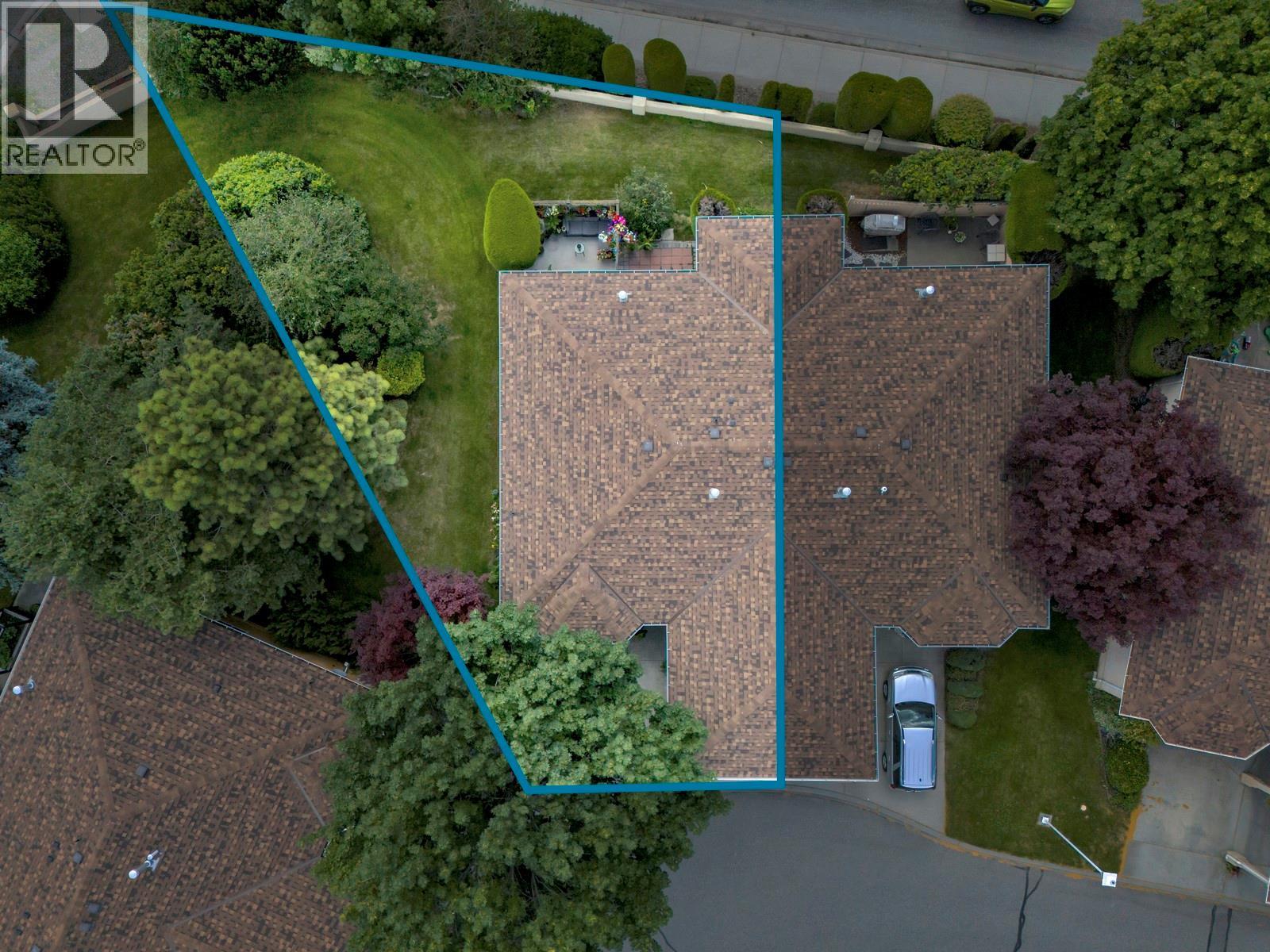 6 2210 Louie Drive, Westbank