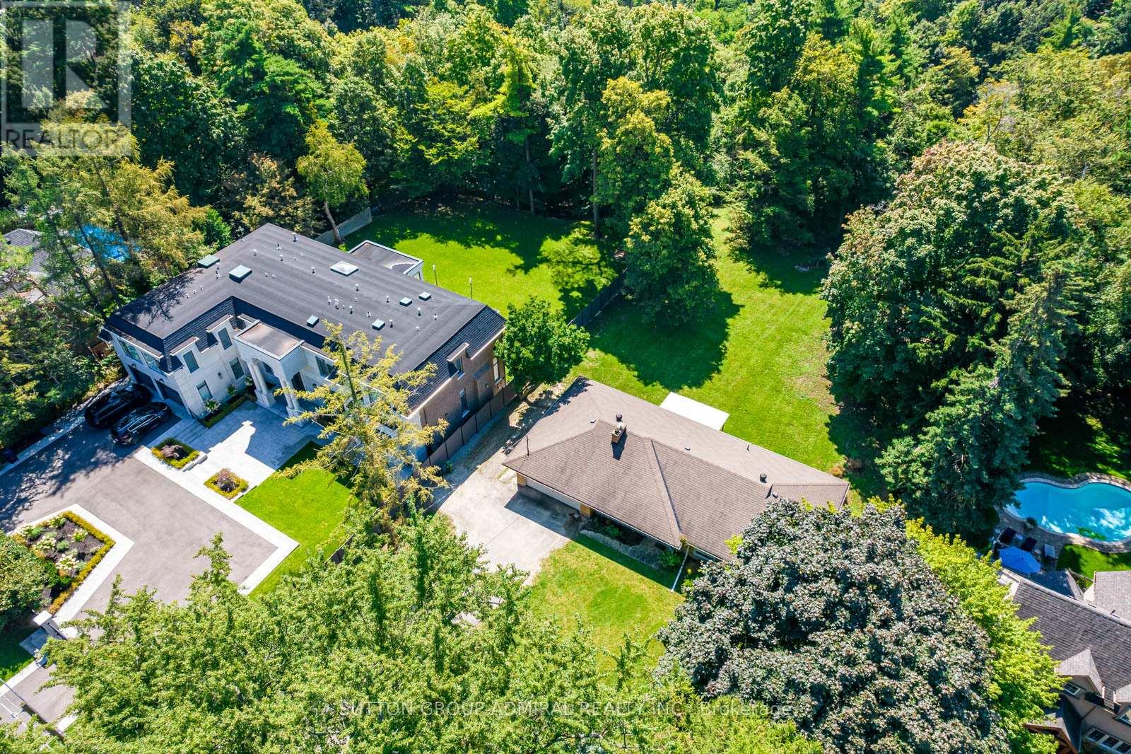 15 BELLEHAVEN CRESCENT - 6
