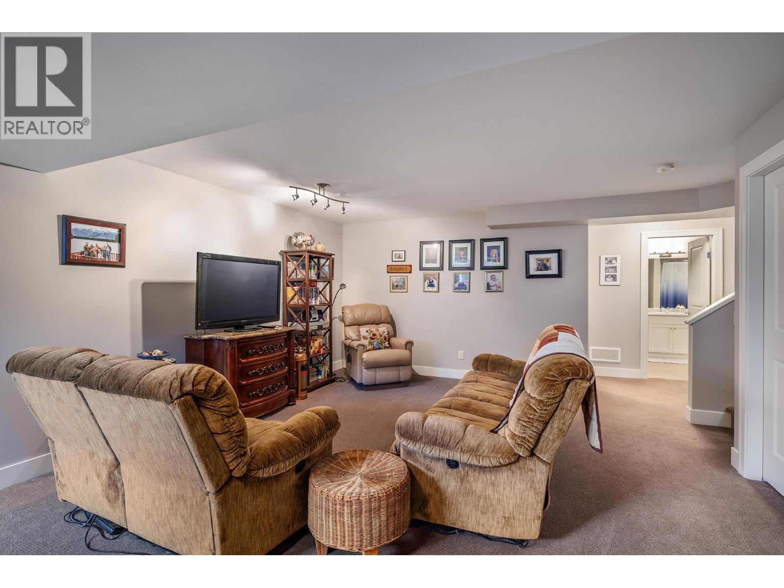 13113 Gibbons Drive, Lake Country