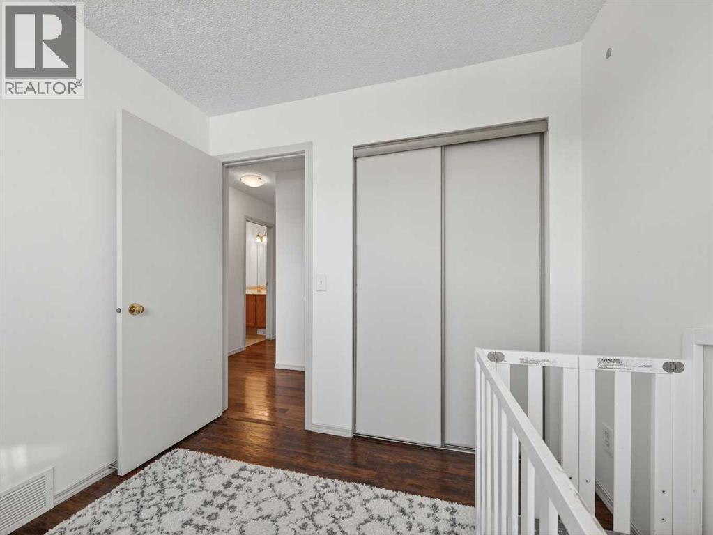 Single Family House 3 Level for Sale in  Harvest Glen Heights NE Harvest Hills Calgary 