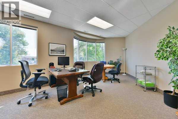 202, 5917 1 a Street SW, Calgary, Alberta