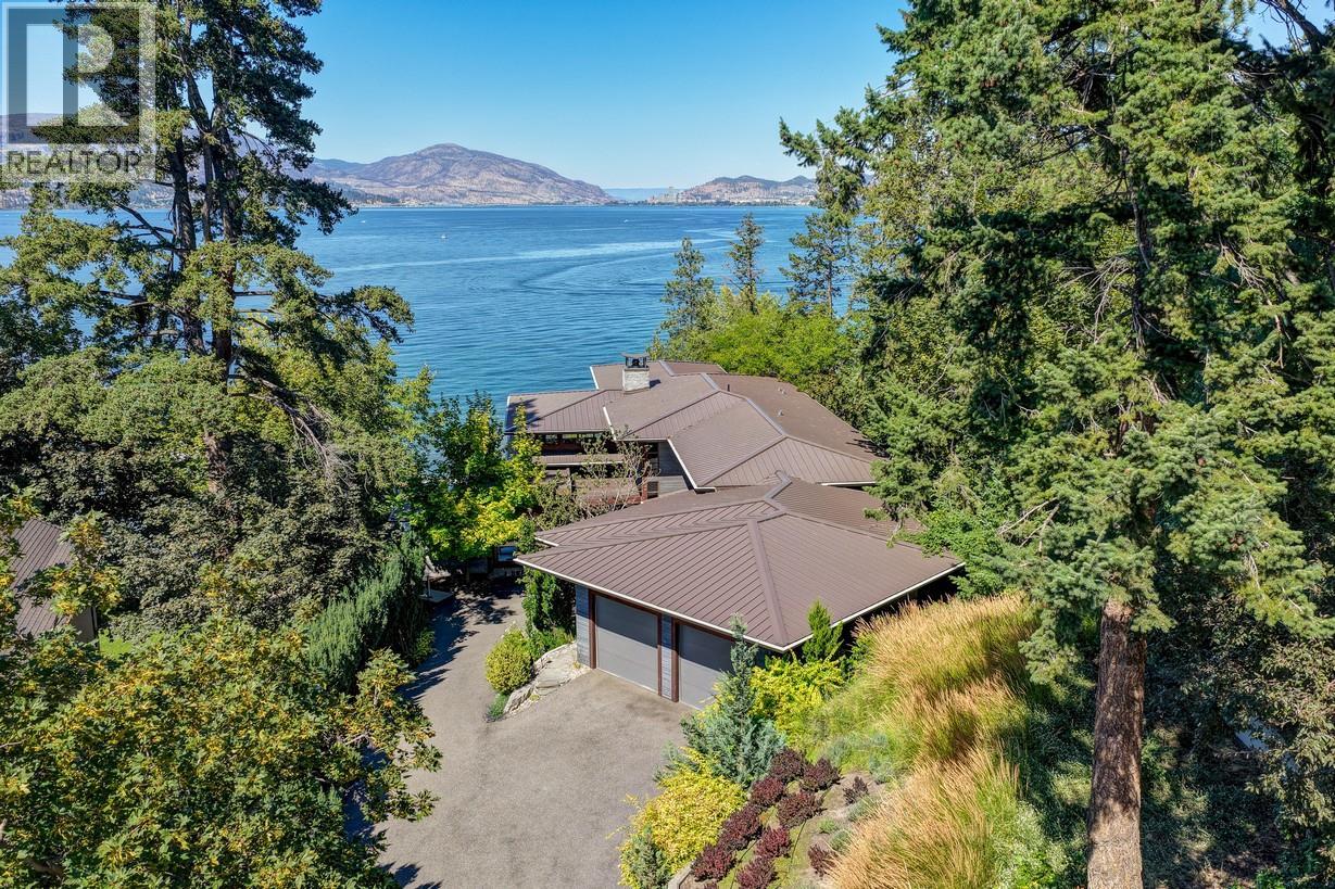  4896 Lakeshore Road, Kelowna