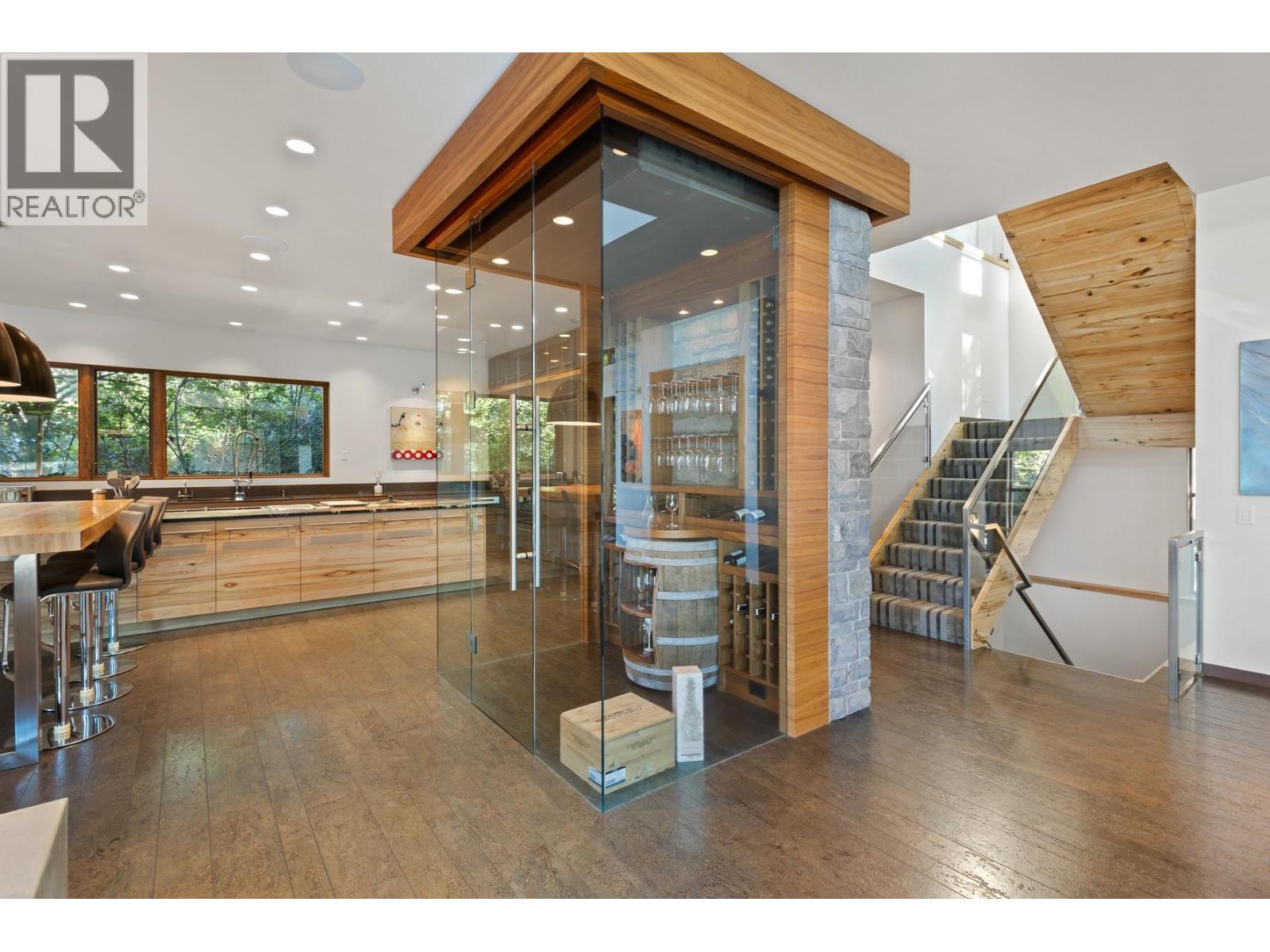  4896 Lakeshore Road, Kelowna