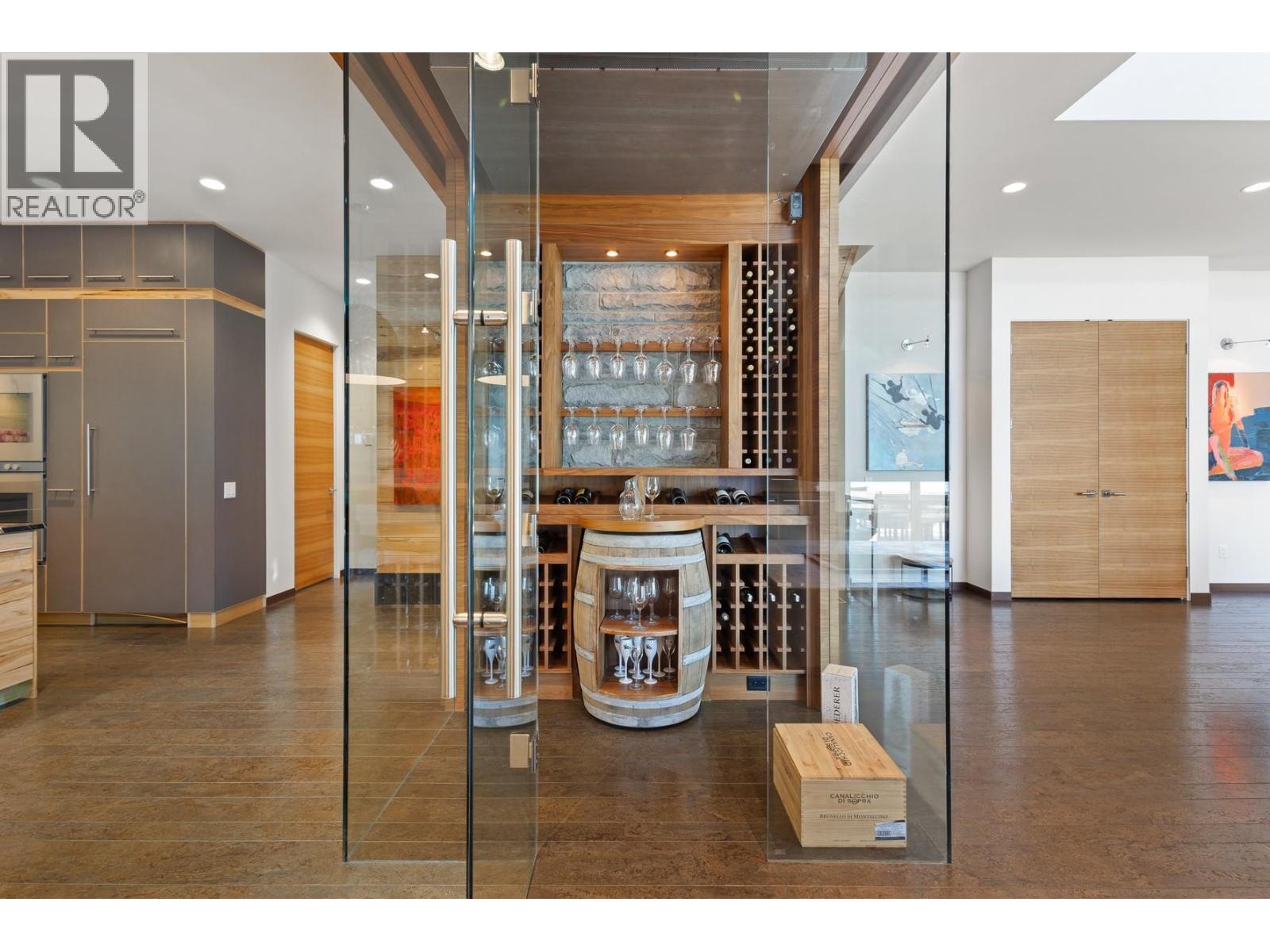  4896 Lakeshore Road, Kelowna