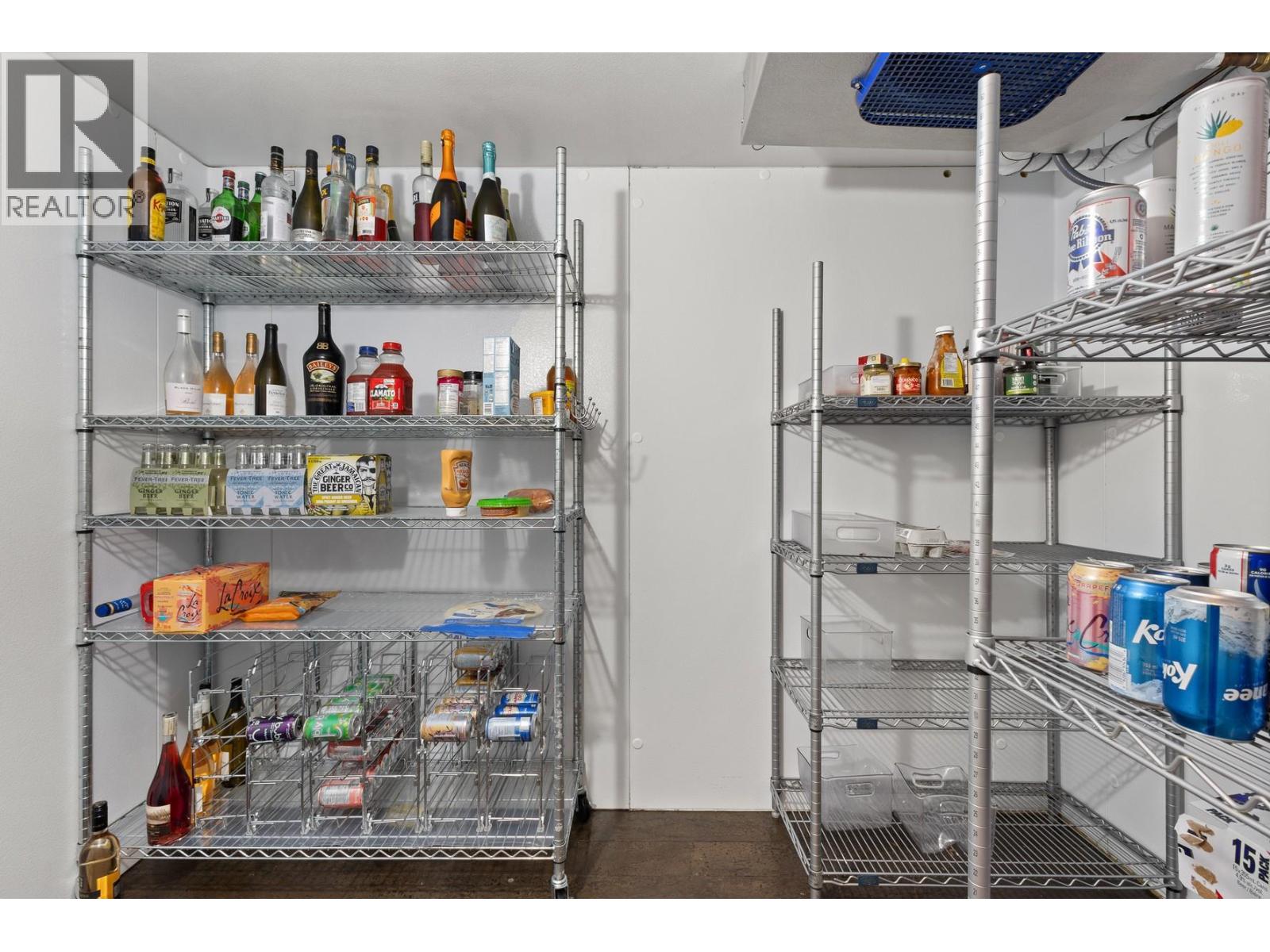  4896 Lakeshore Road, Kelowna