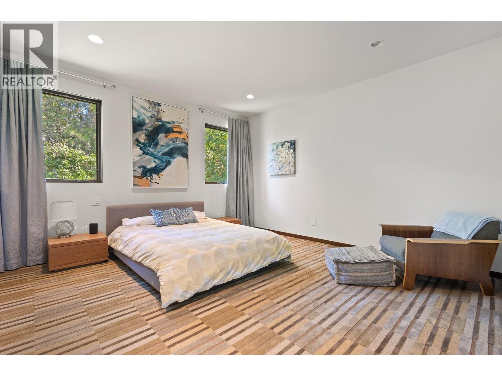  4896 Lakeshore Road, Kelowna