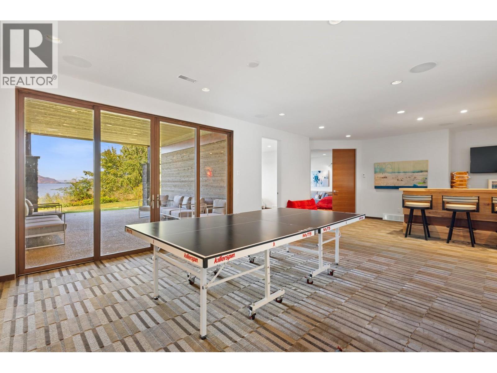  4896 Lakeshore Road, Kelowna