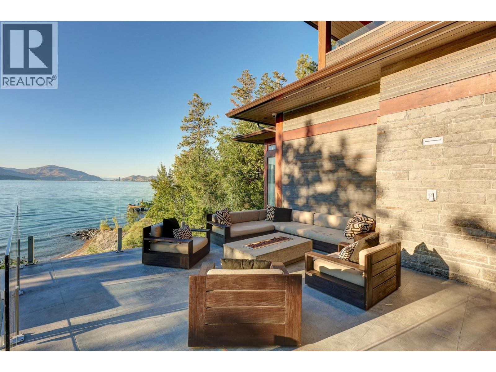  4896 Lakeshore Road, Kelowna