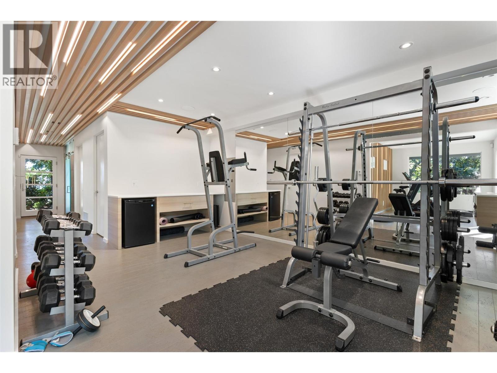  4896 Lakeshore Road, Kelowna