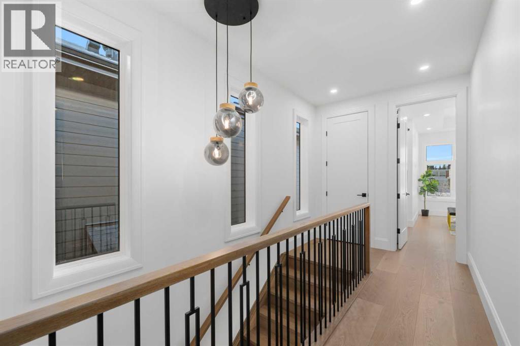 Single Family House for Sale in   Avenue SW Altadore Calgary 