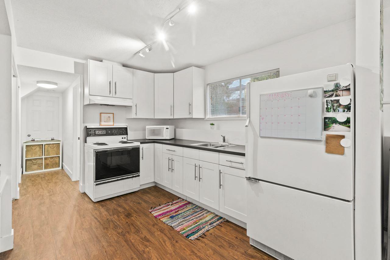 1341 PARKER STREET, White Rock