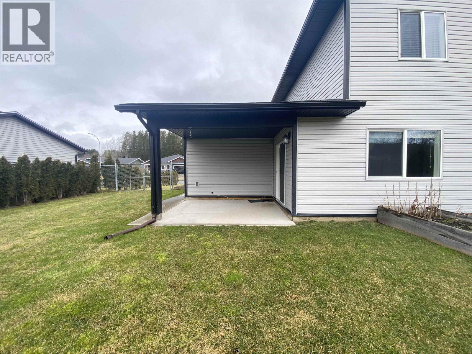 5237 SMITH Avenue, Terrace