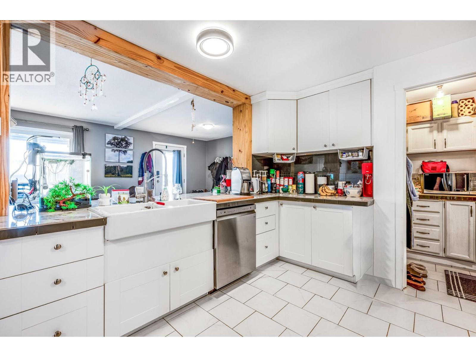  494 Killarney Way, Vernon