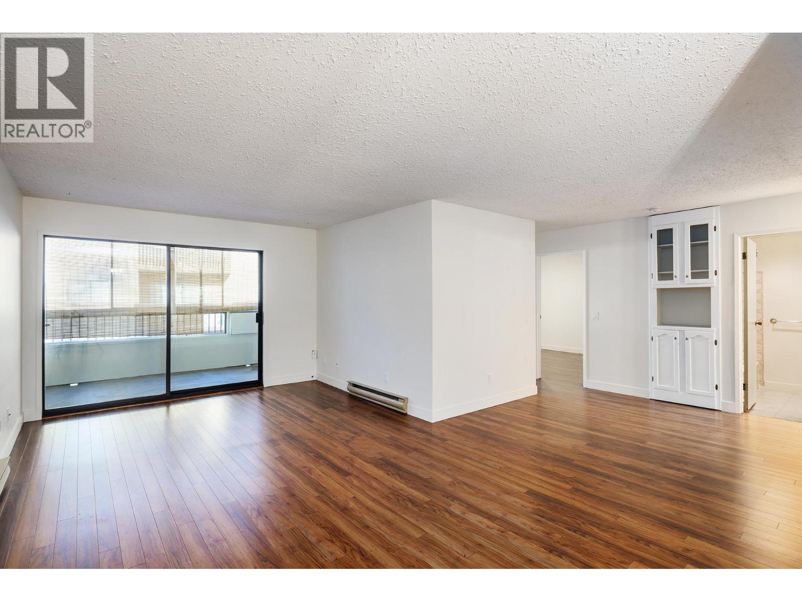 #307 555 Rowcliffe Avenue - 5