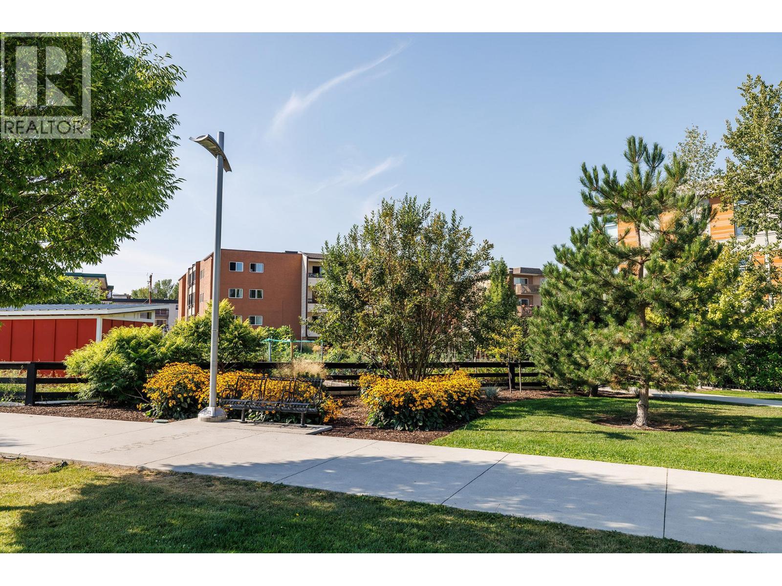 555 Rowcliffe Avenue Unit# 307, Kelowna