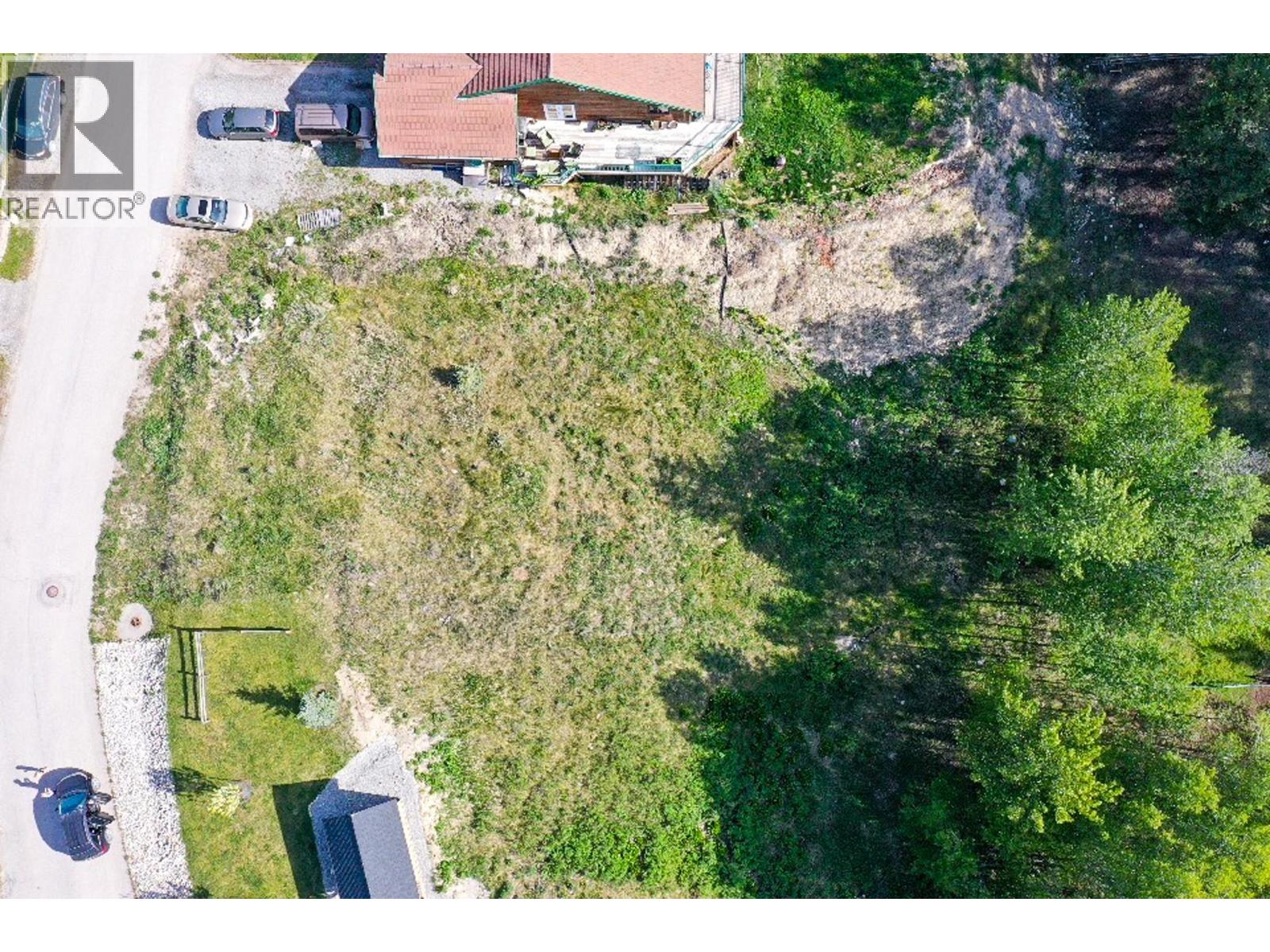 2161 PINETREE Place, Invermere