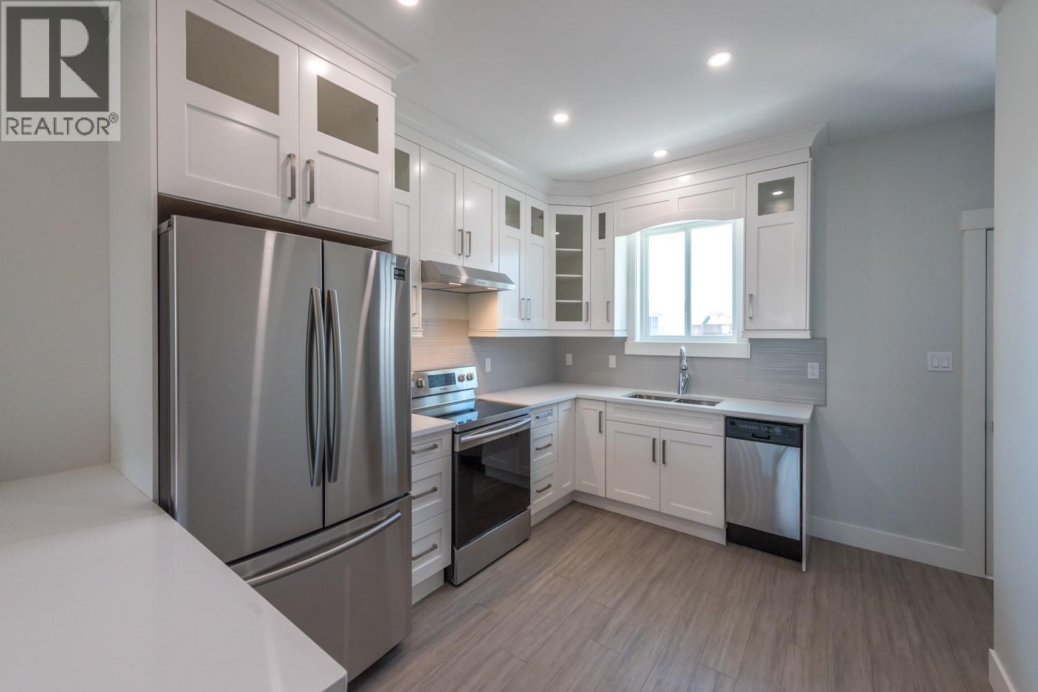 #101 742 kamloops Avenue - 2