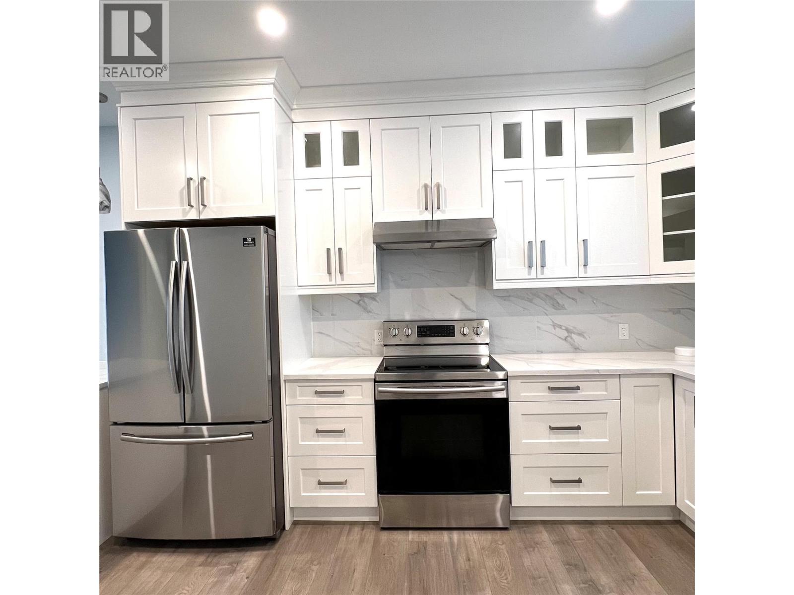 101 742 kamloops Avenue, Penticton