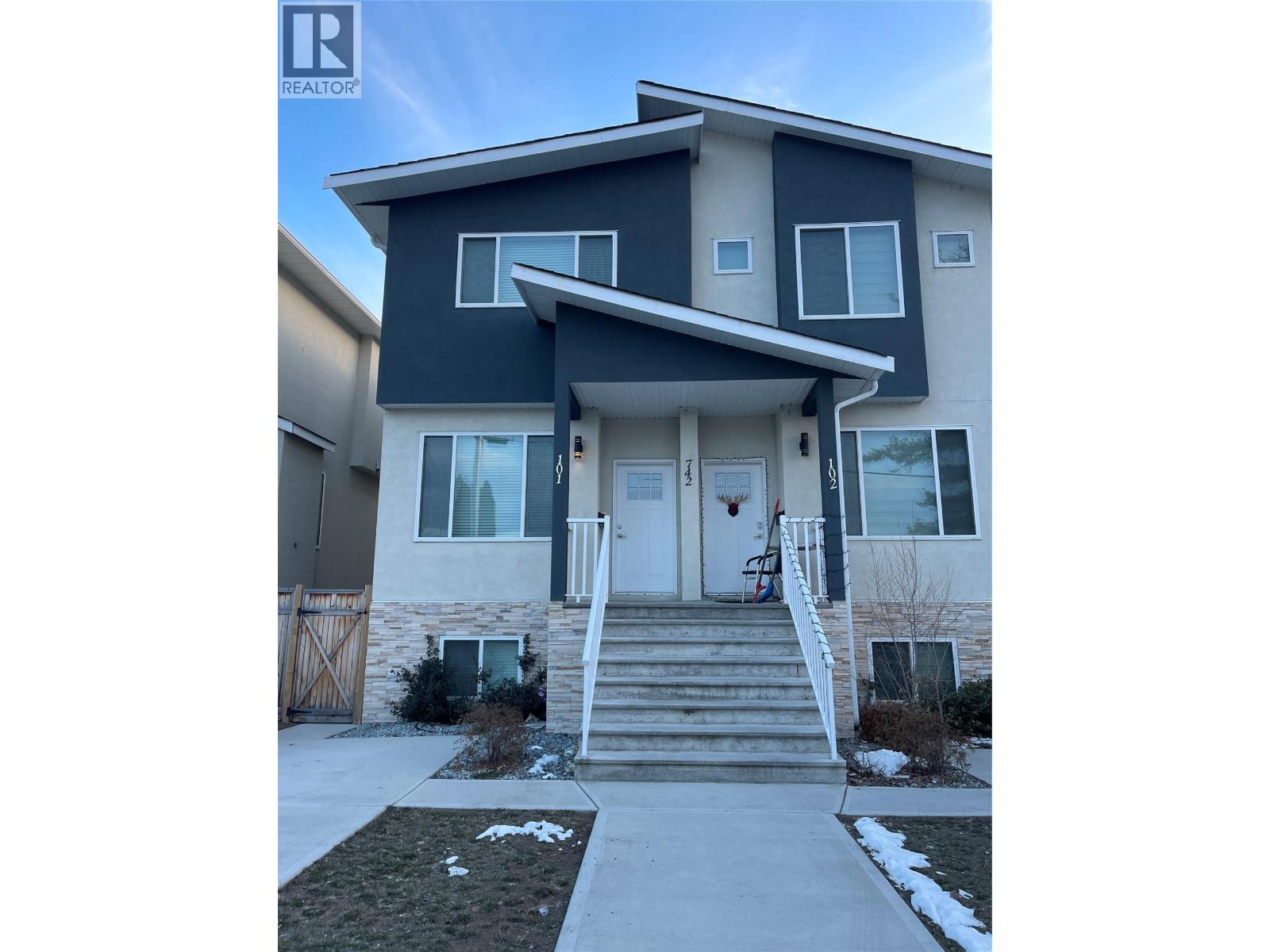 101 742 kamloops Avenue, Penticton