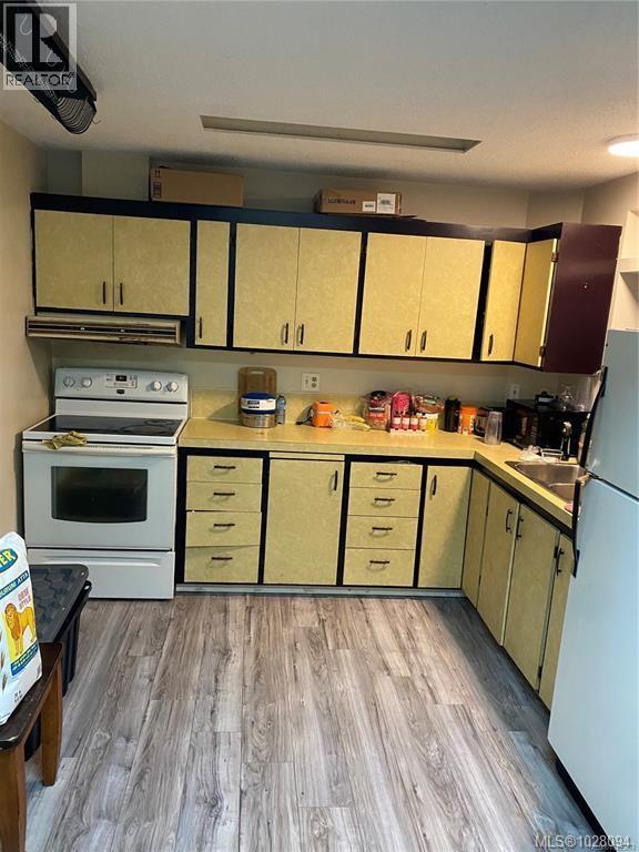 614 WINCHESTER AVE - 12