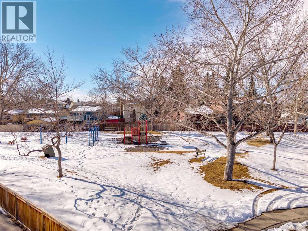 Single Family House Bi-level for Sale in  Aboyne Place NE Abbeydale Calgary 