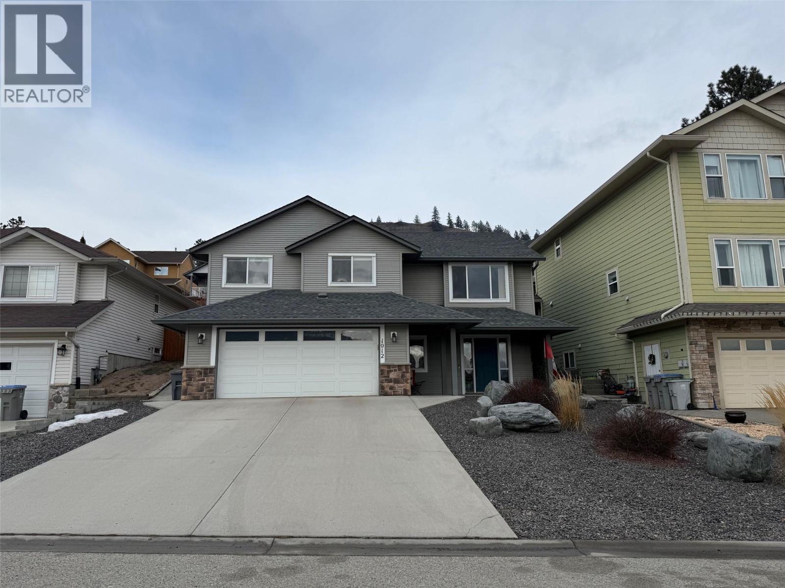  1912 SASKATOON Place, Kamloops