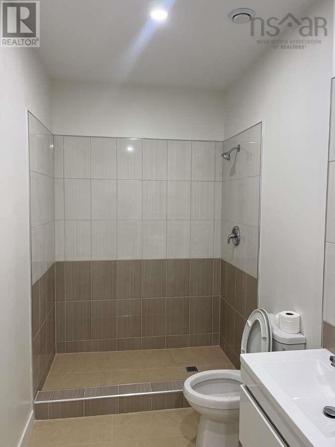 Property 31 of 43 of 71 C N Road