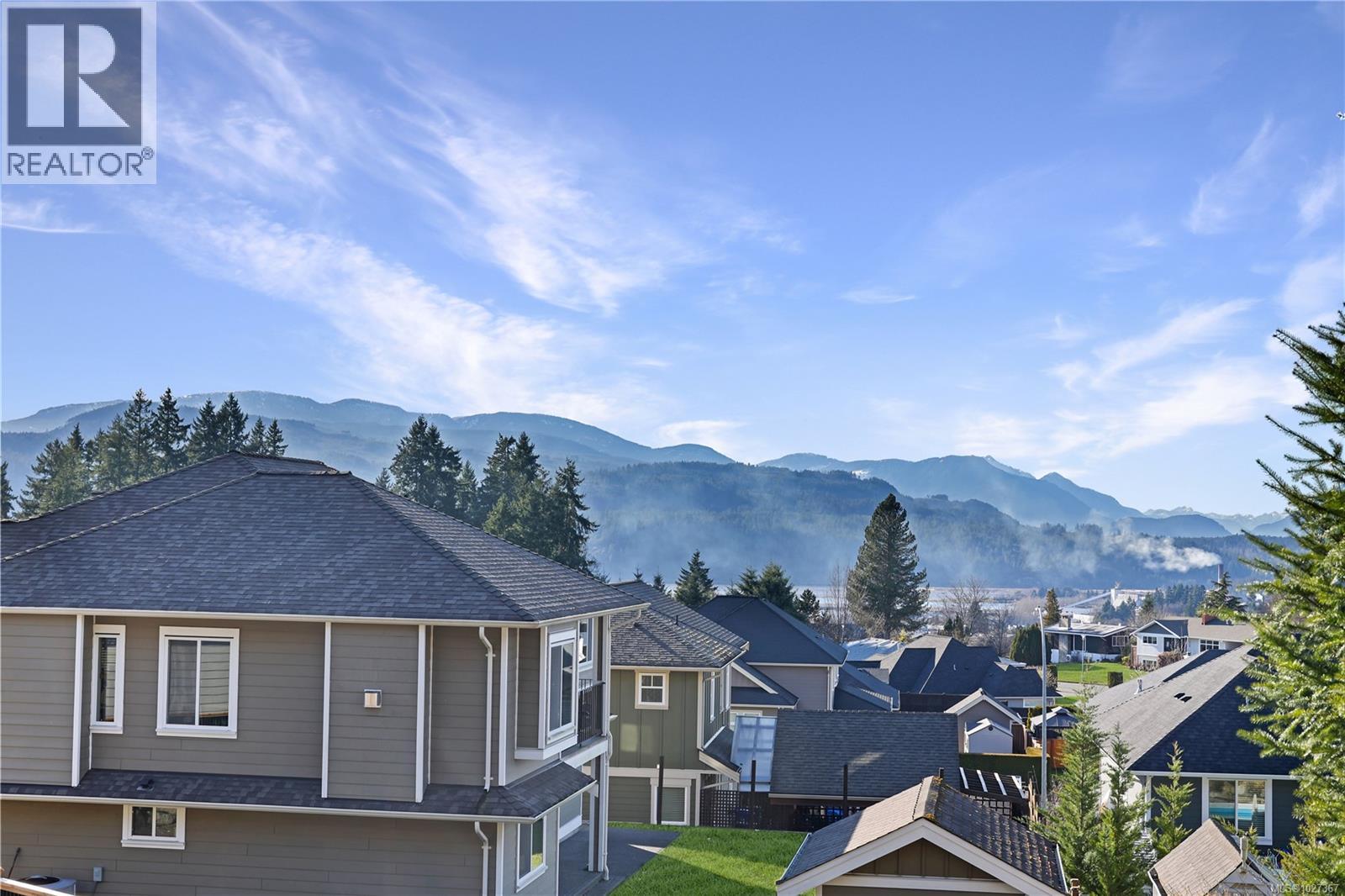 3692 LYALL POINT CRES - 39