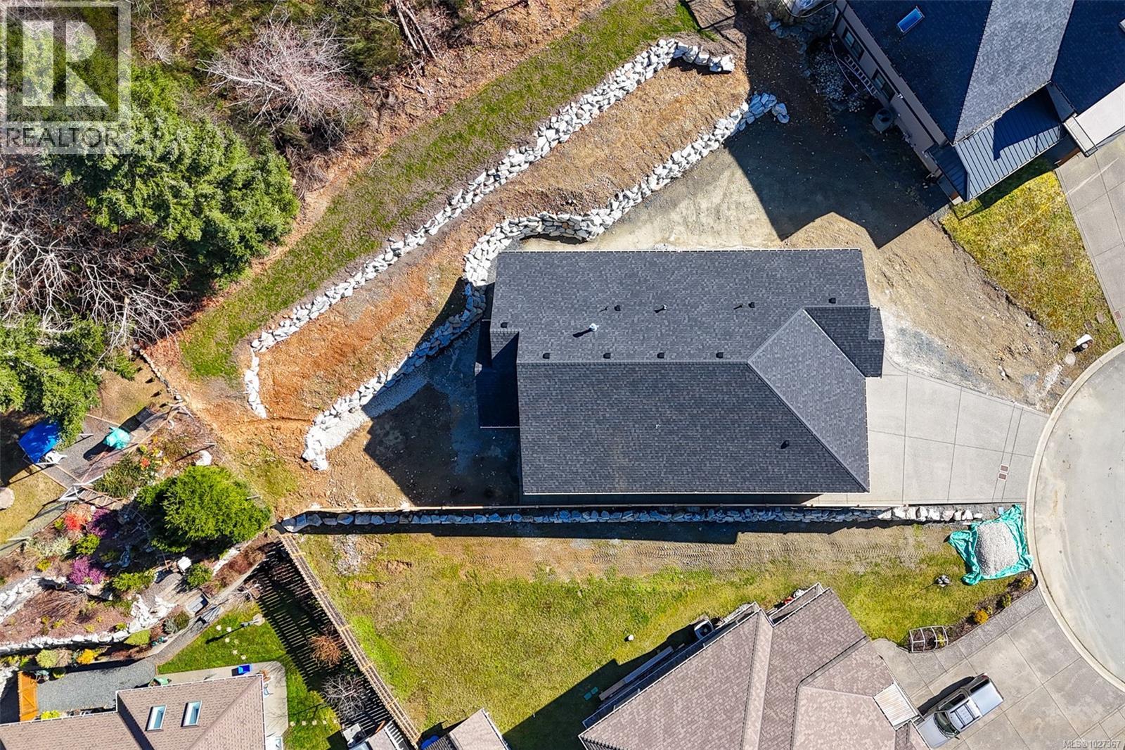 3692 LYALL POINT CRES - 49