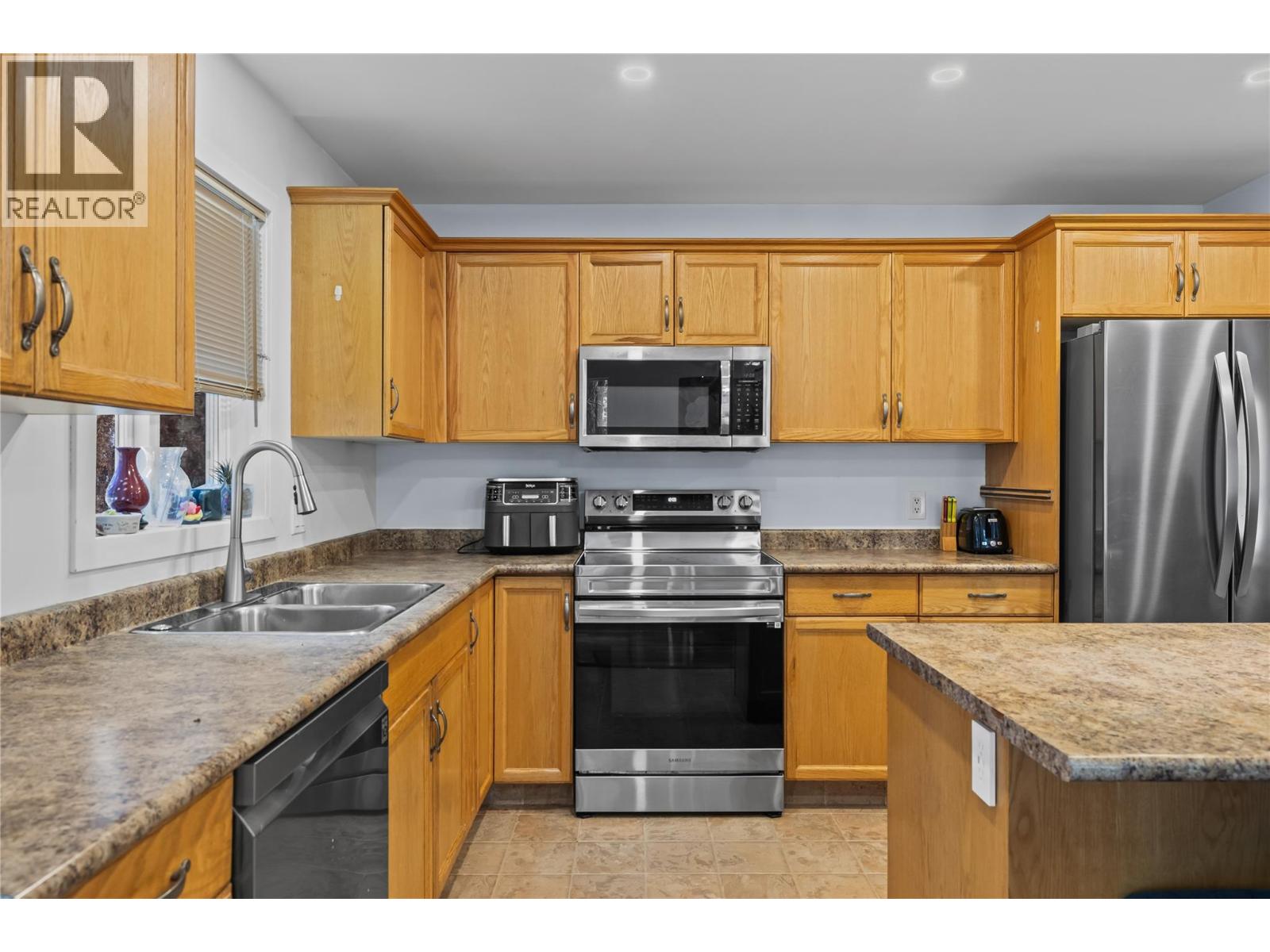  2010 Porcupine Court, Westbank