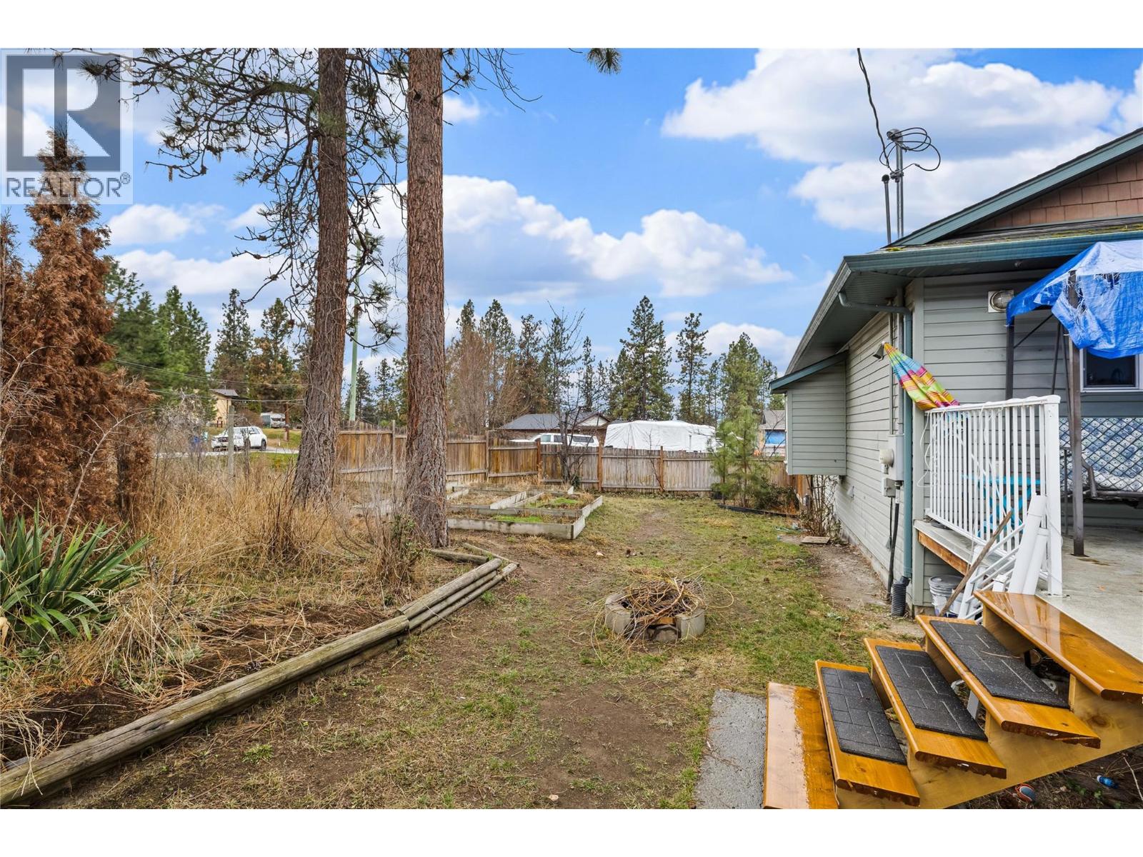  2010 Porcupine Court, Westbank