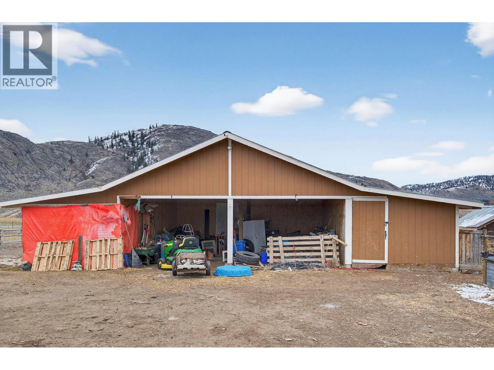  5880 GARDI Road, Kamloops