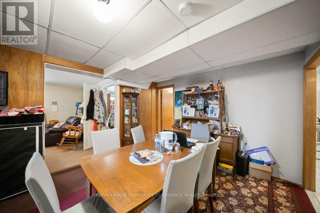 473 HOUNSLOW AVENUE - 16