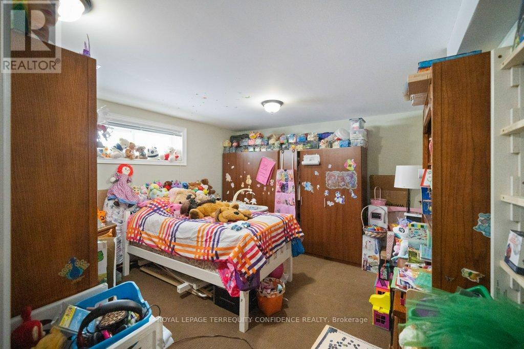 473 HOUNSLOW AVENUE - 20