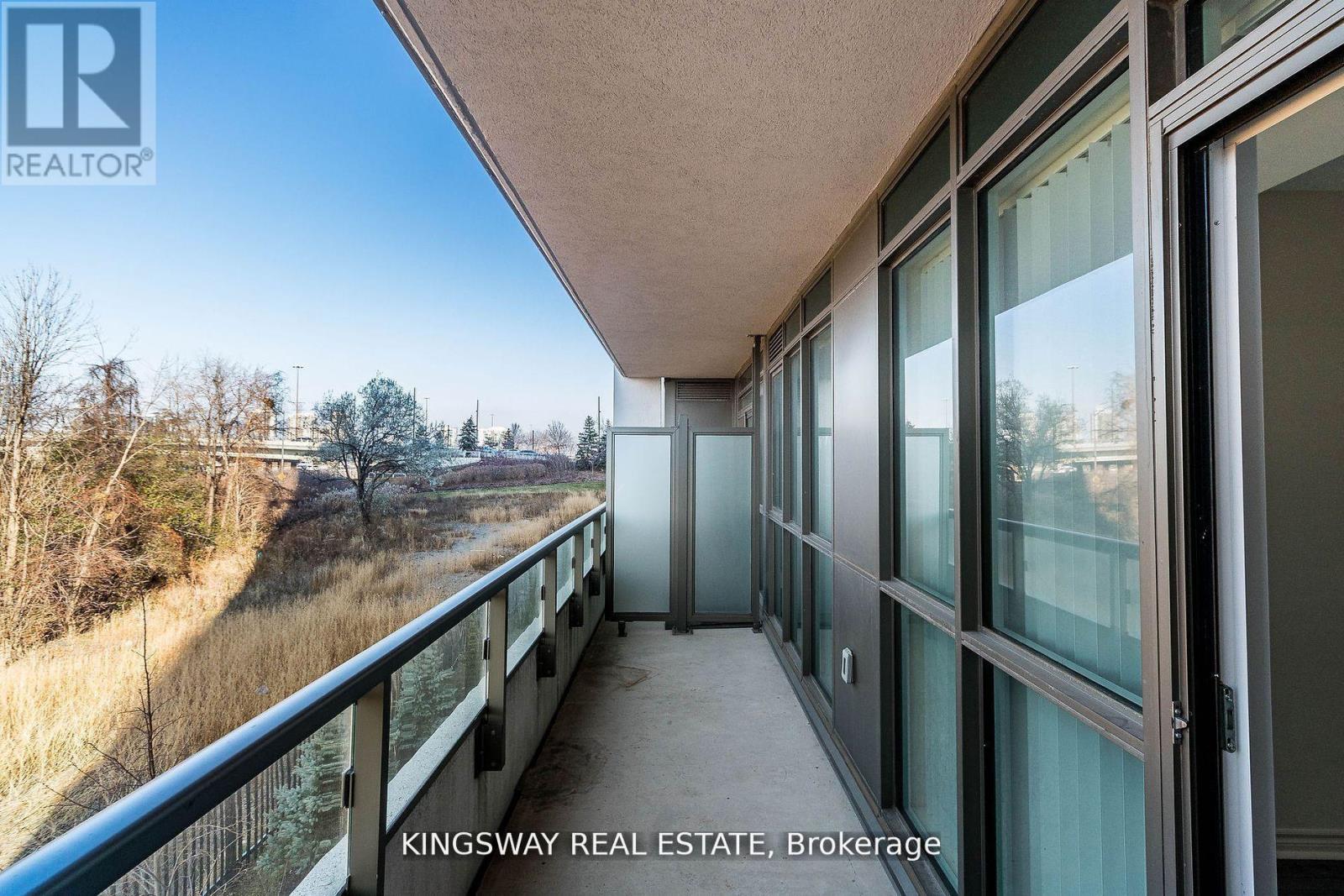 #217 349 RATHBURN ROAD W - 14