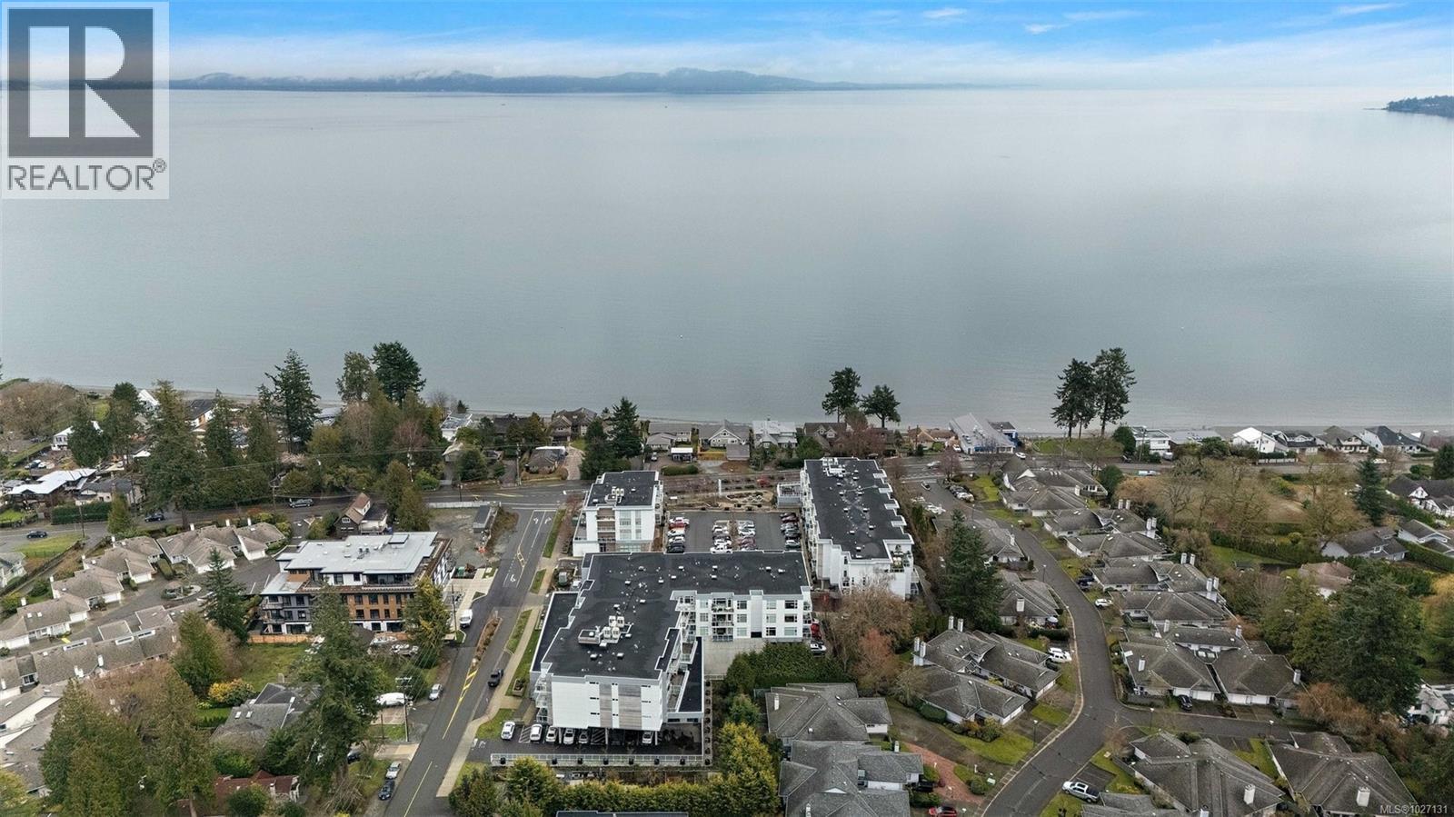 #309 5120 Cordova Bay Rd - 31