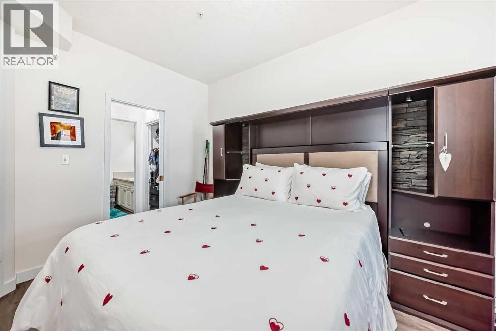 Single Family House Multi-level for Sale in   Erlton Street SW Erlton Calgary 